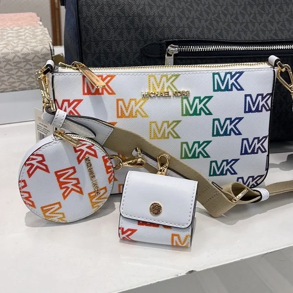 MICHAEL KORS JET SET TRAVEL SMALL SHOULDER CROSSBODY BAG WITH TECH ATTCH AIRPOD